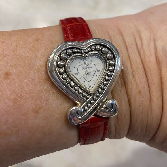 Red heart Brighton watch  - Picture 2 of 9